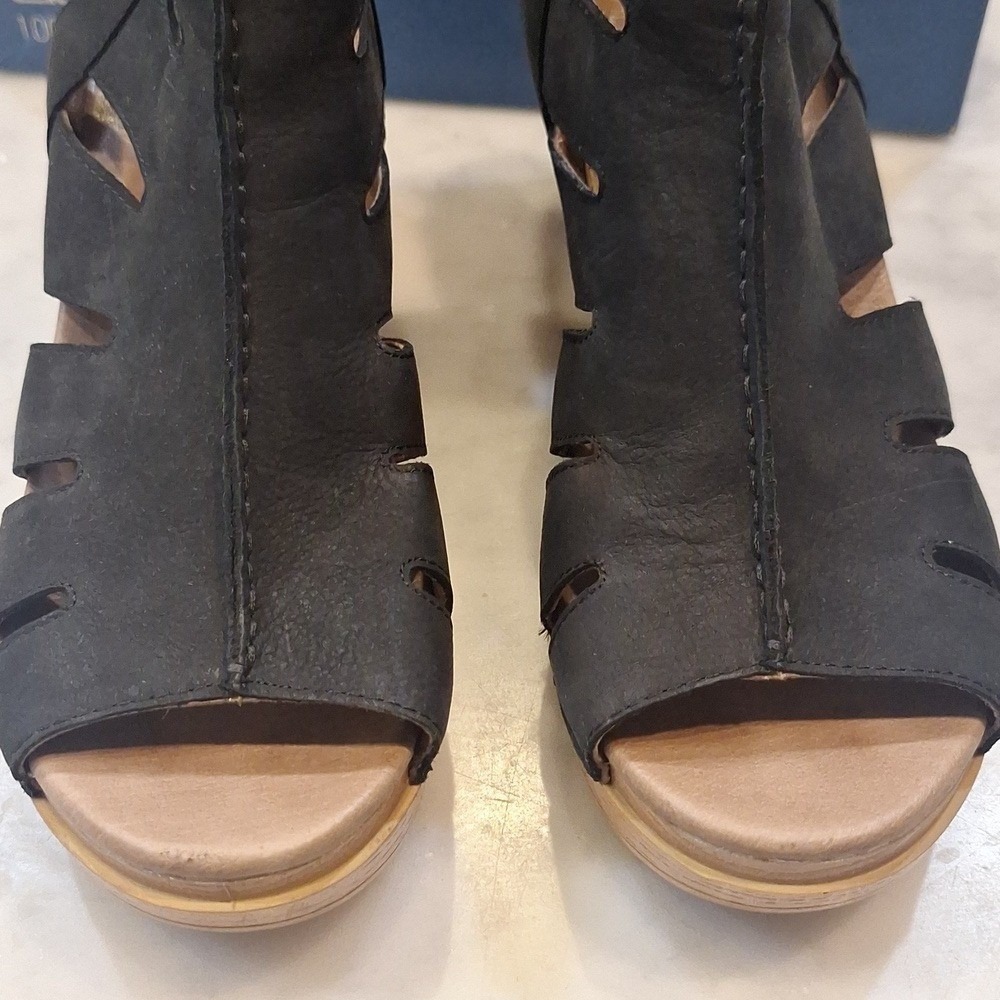 Dansko Demetra Black Nubuck Heeled Sandal PeepToe Bootie Sz 40= 9/9.5 Mules Boho - Picture 2 of 7